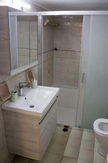 Spacious Apartment In The Heart Of Pythagorion Exteriör bild